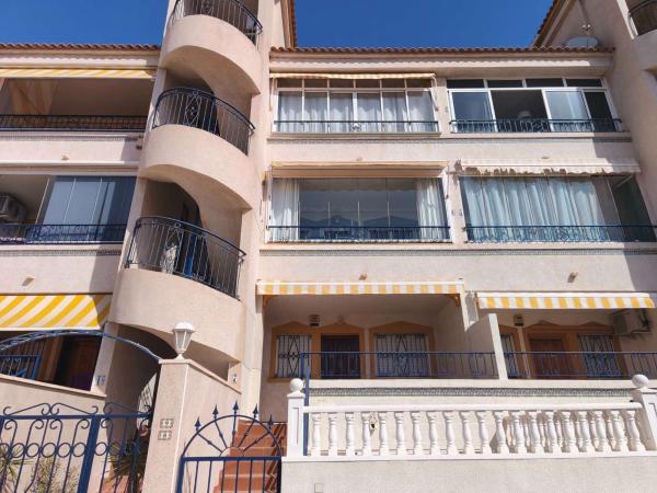 Venta de piso en Orihuela Costa, Orihuela
photo 1