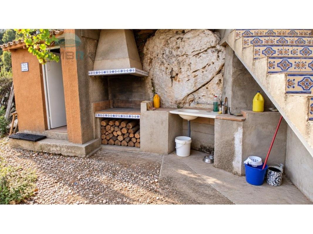 Properties for sale and rent in Spain photo 5