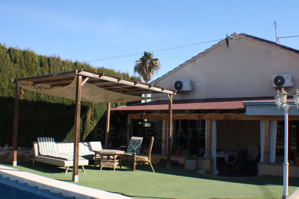 Sprzedaż niezależnego domku jednorodzinnego w Casa o chalet en Formentera del Segura, Formentera del Segura photo 2