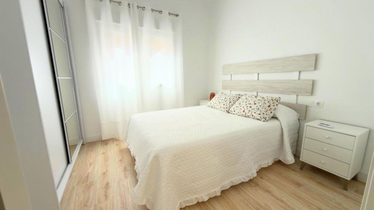 Sprzedaż mieszkania w Piso en Calle de Pasqual Caracena Torres, Reina Victoria-Miguel Hernández, Elche / Elx, Elche / Elx
 photo 5