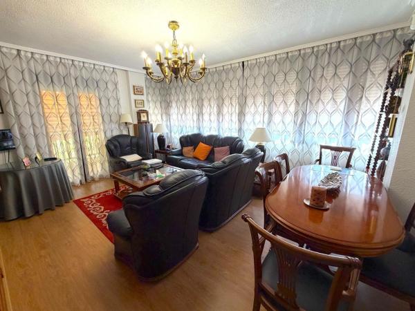 Sale of flat in Piso en Plaza Crevillente-Juzgados, Elche / Elx, Elche / Elx
thumbnail 2