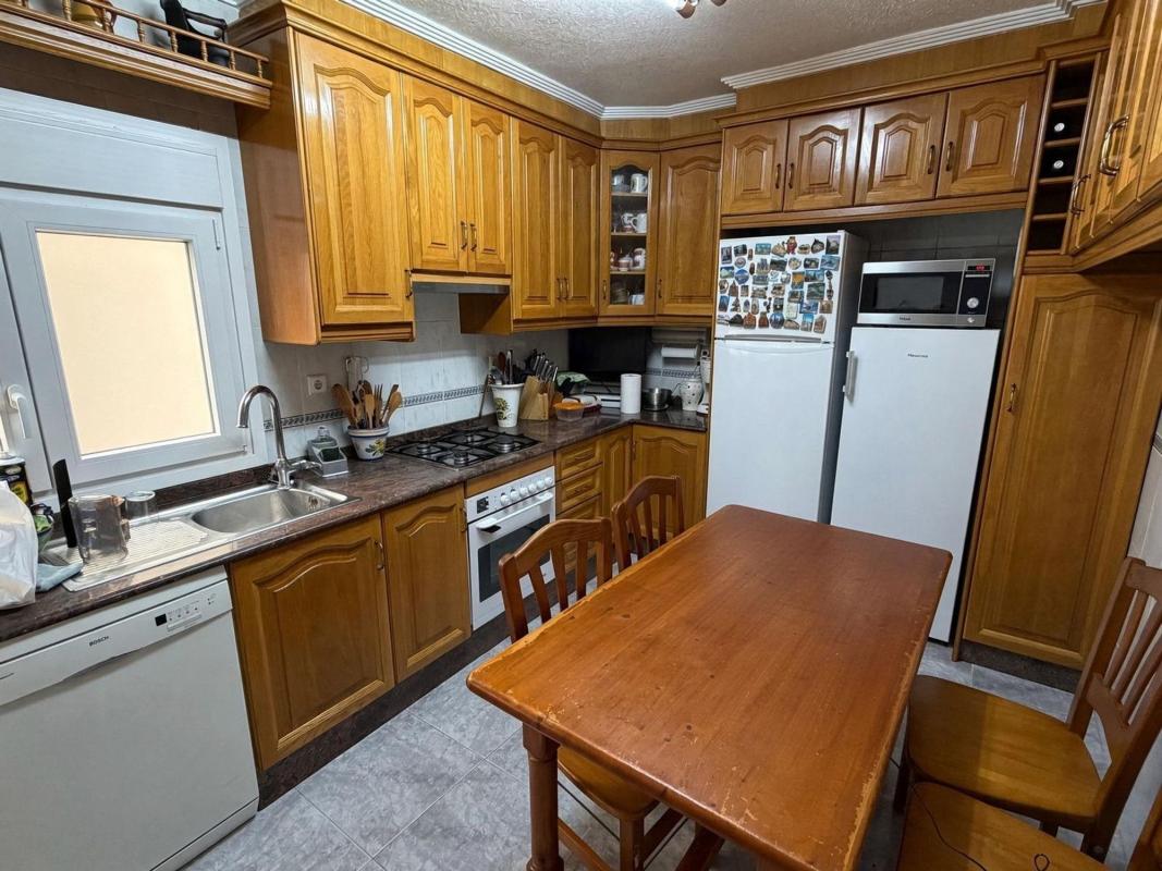 Sale of apartment in Piso en Plaza Crevillente-Juzgados, Elche / Elx, Elche / Elx
photo 3