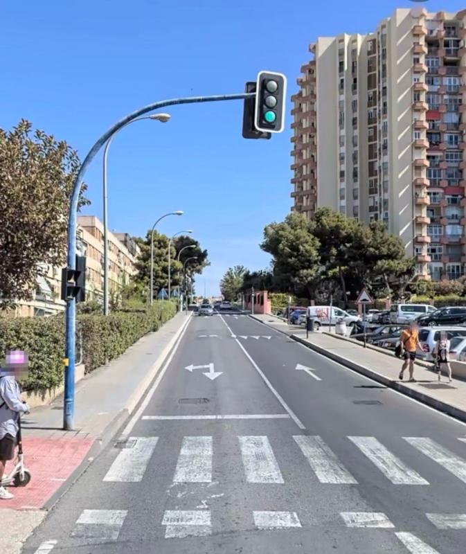 Продажа квартиры на Piso en Calle Pintor Antonio Amorós, Ciudad Elegida, Alicante / Alacant, Аликанте / Алакант
photo 3