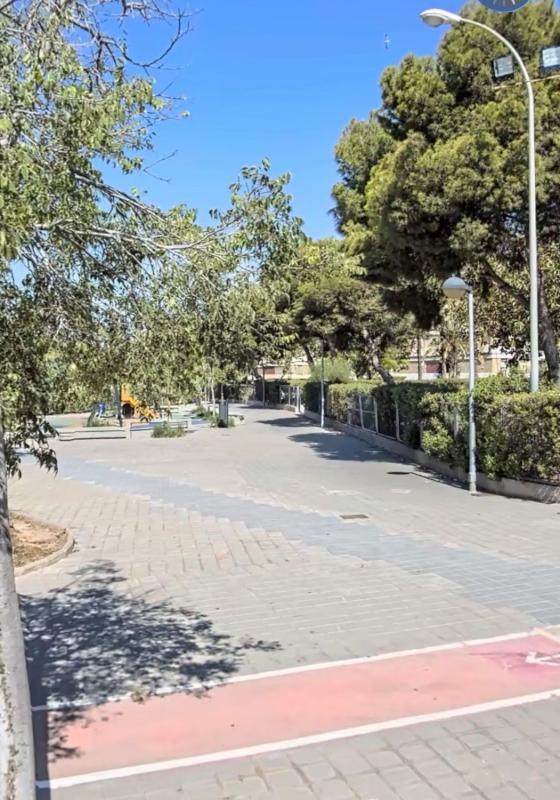 Продажа квартиры на Piso en Calle Pintor Antonio Amorós, Ciudad Elegida, Alicante / Alacant, Аликанте / Алакант
photo 4