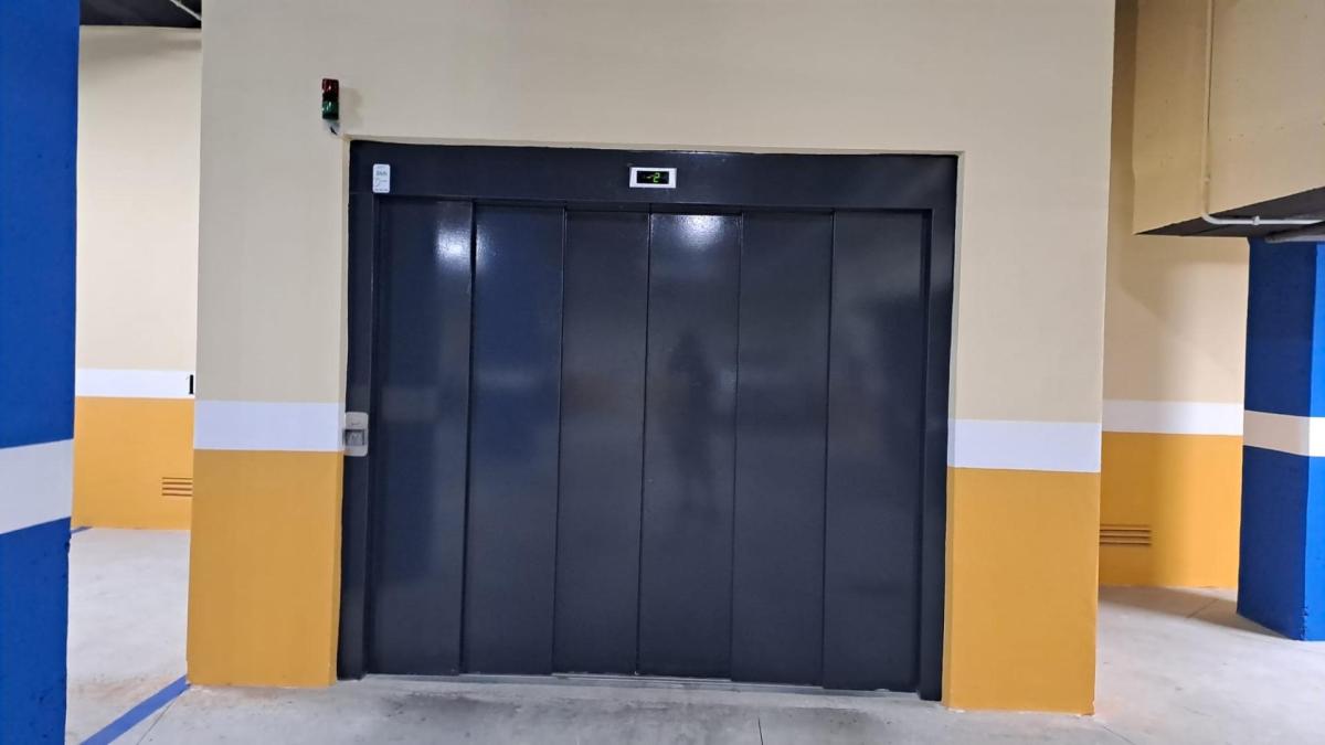 Venta de garaje en Playa del Cura , Torrevieja photo 3