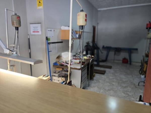 Local en Campoamor, Alicante / Alacant thumbnail 2
