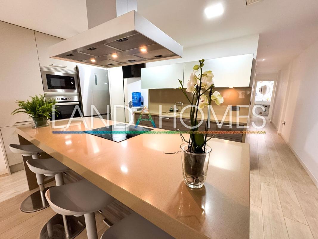 Продажа квартиры на Piso en Calle Poeta Miguel Hernandez, 120, Pont Nou-Corazón de Jesús, Elche / Elx, Эльче / Эльх
photo 5
