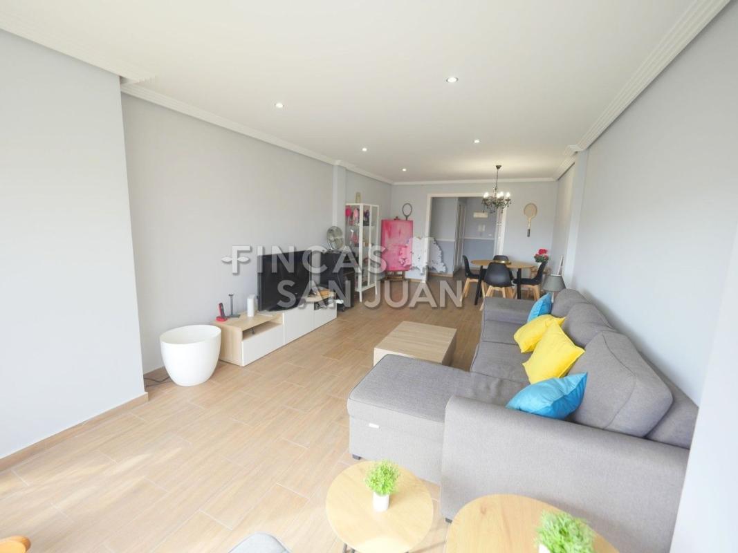 Venta de piso en Piso en Princesa Mercedes, Alicante / Alacant, Alicante / Alacant
photo 2