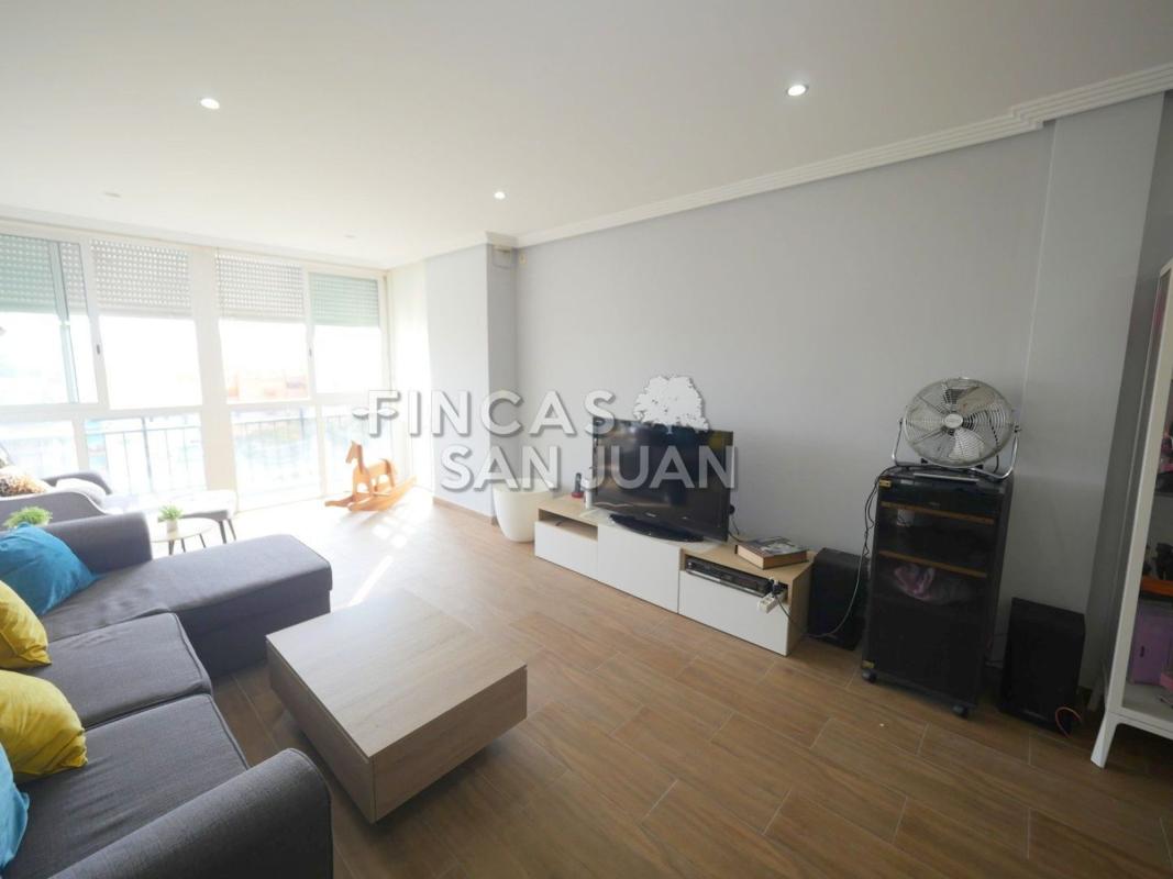 Venta de piso en Piso en Princesa Mercedes, Alicante / Alacant, Alicante / Alacant
photo 4