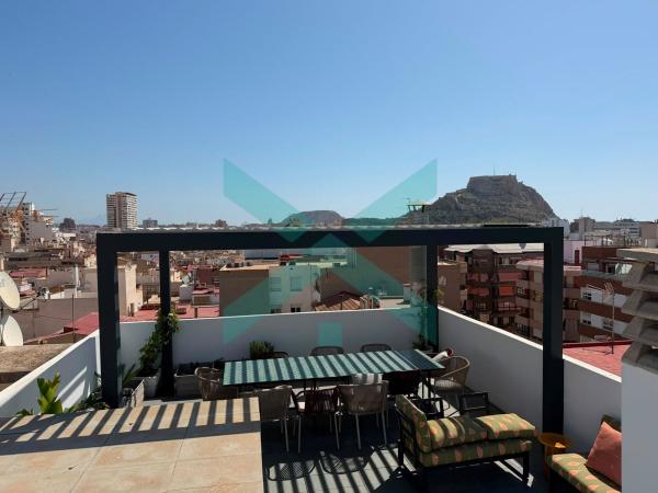 Аттик на продажу в  Ático en General Marva, Mercado, Alicante / Alacant, Аликанте / Алакант photo 3