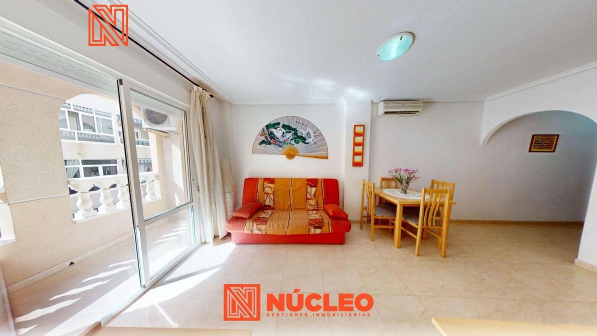 Sale of apartment in Piso en Calle la Loma, Antonio Machado, Torrevieja, Torrevieja
photo 1