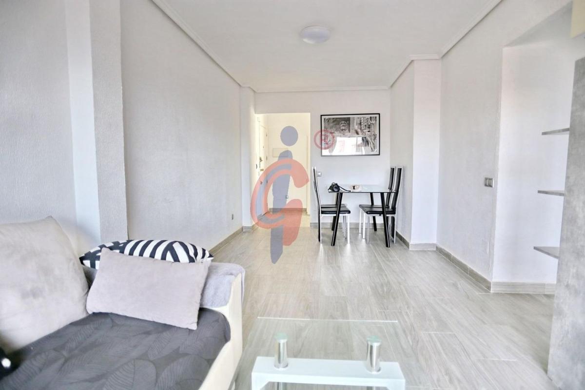 Sprzedaż mieszkania w Piso en Avenida del País Valencià, 123, Las Viñas, Guardamar del Segura, Guardamar del Segura
photo 2