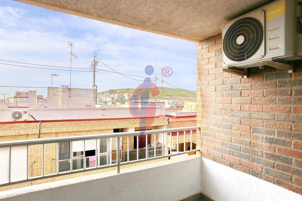 Sprzedaż mieszkania w Piso en Avenida del País Valencià, 123, Las Viñas, Guardamar del Segura, Guardamar del Segura
photo 5