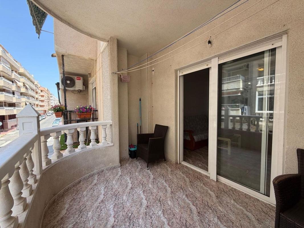 Venta de piso en Piso en Calle Bergantin, Playa del Cura, Torrevieja, Torrevieja
photo 1