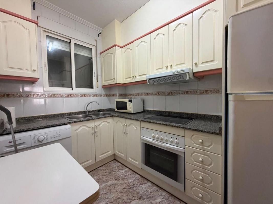 Venta de piso en Piso en Calle Bergantin, Playa del Cura, Torrevieja, Torrevieja
photo 3