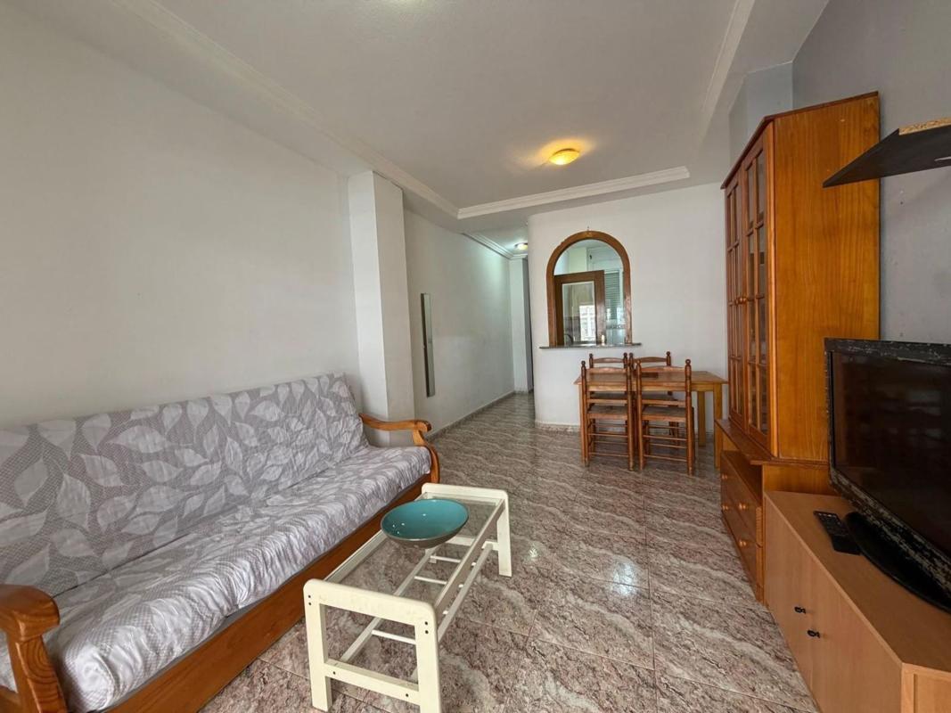 Venta de piso en Piso en Calle Bergantin, Playa del Cura, Torrevieja, Torrevieja
photo 4
