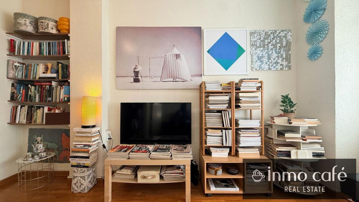 Sale of apartment in Piso en Centro Tradicional, Alicante / Alacant, Alicante
 photo 3