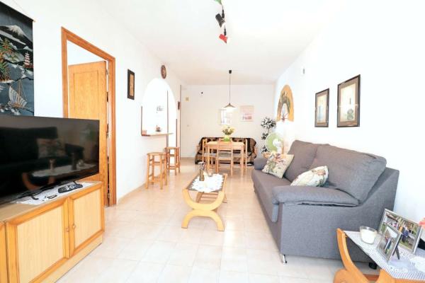 Chalet adosado en Calle Mar Menor, La Veleta, Torrevieja photo 4