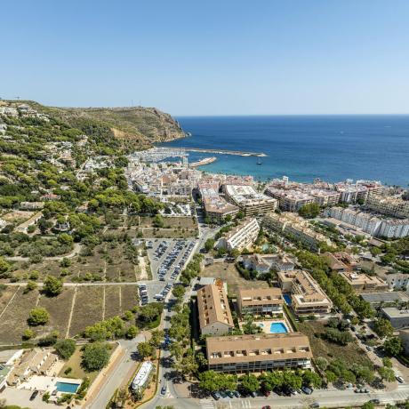 Дуплекс на продажу в Dúplex en Avenida del Port, Puerto, Jávea/Xàbia, Хавья/Хабия photo 2