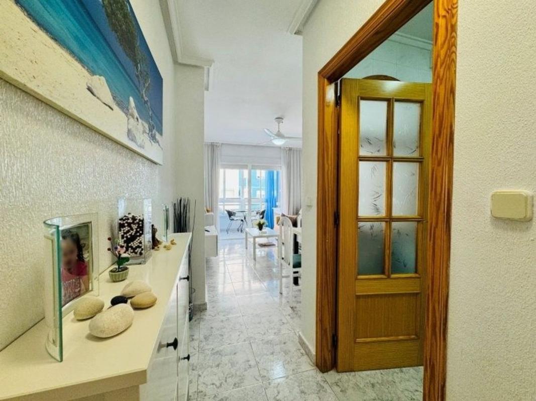 Venta de piso en Piso en Calle Adriano, Gaspar Perrelló, Torrevieja, Torrevieja
 photo 3