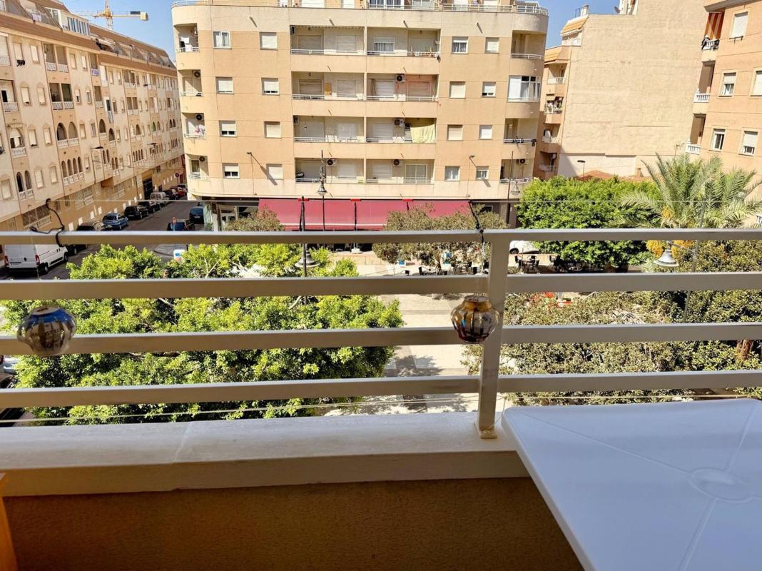 Venta de piso en Piso en Calle Maldonado, 49, El Molino, Torrevieja, Torrevieja
photo 5