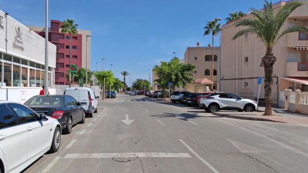 Venta de piso en Piso en Mil p Parcelas, Mil Palmeras, Pilar de la Horadada, Pilar de la Horadada
thumbnail 2