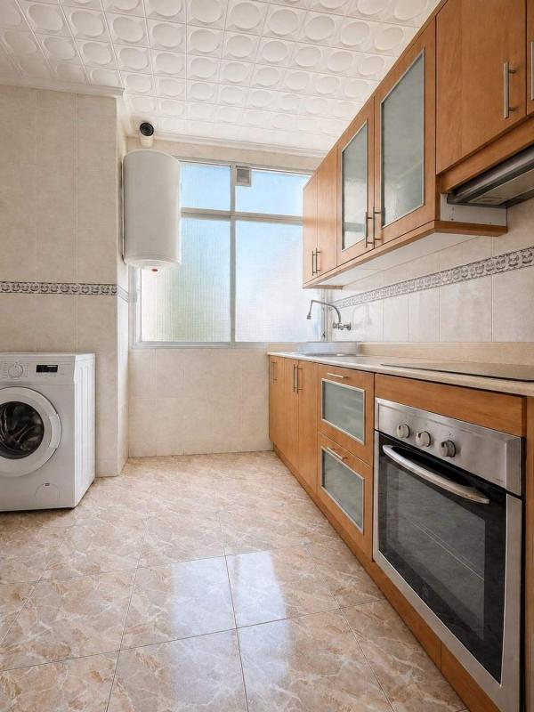 Продажа квартиры на Piso en Calle Angel Celdran Carratala, Princesa Mercedes, Alicante / Alacant, Аликанте / Алакант
photo 3