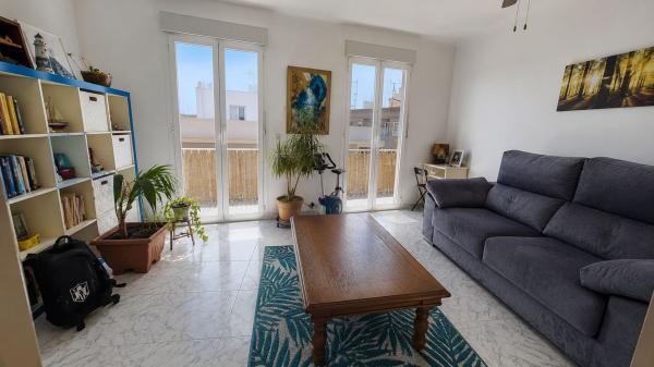 Продажа квартиры на Piso en Calle Oran, Playa Levante, Santa Pola, Санта Пола
photo 1