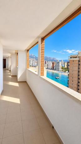 Sprzedaż mieszkania w Piso en Calle Alcalde Manuel Catalán Chana, 18, Zona Sierra Helada, Benidorm, Benidorm
thumbnail 3