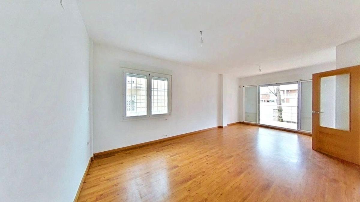 Недвижимость на продажу и в аренду в Испании photo 1