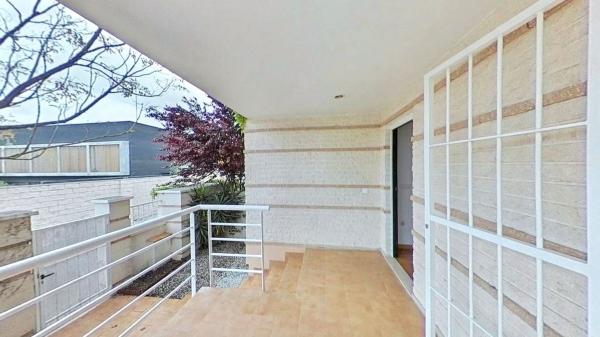 Chalet adosado en Club de Campo, Elda thumbnail 2