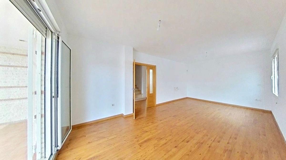 Недвижимость на продажу и в аренду в Испании photo 4