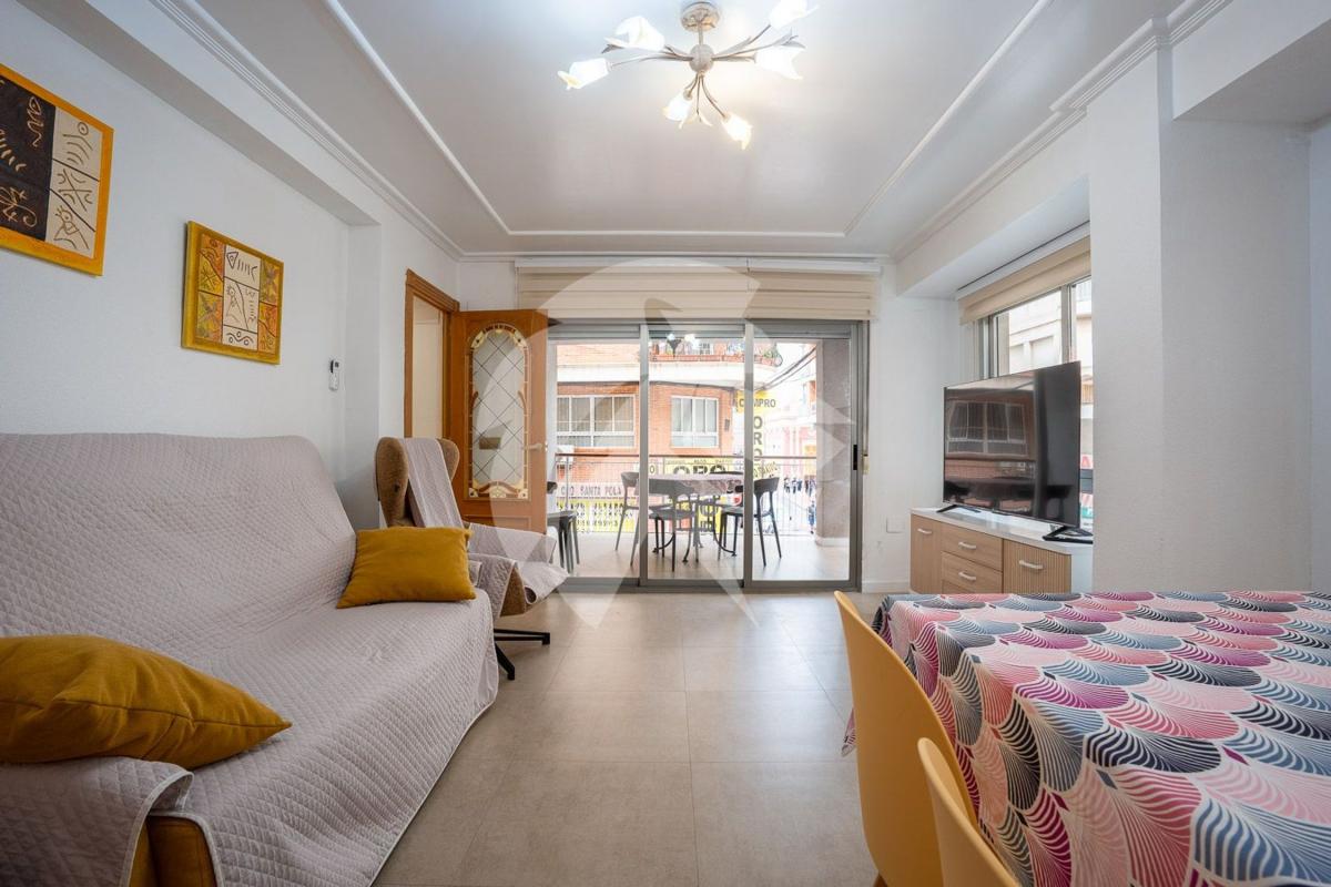Venta de piso en Piso en Calle d'Elx, Centro, Santa Pola, Santa Pola
photo 3