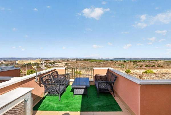 Chalet adosado en Parque Acuático - Sector 25, Torrevieja photo 4