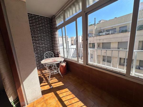 Venta de piso en Piso en Calle Acarretos, Puerto Deportivo, Torrevieja, Torrevieja
thumbnail 2