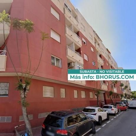 Venta de piso en Piso en Calle San Policarpo, Parque de las Naciones, Torrevieja, Torrevieja
 photo 2
