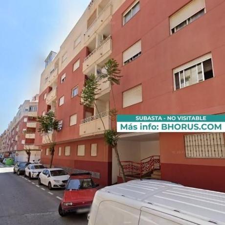 Venta de piso en Piso en Calle San Policarpo, Parque de las Naciones, Torrevieja, Torrevieja
 photo 3