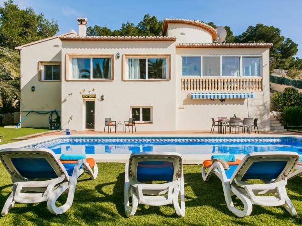 Chalet wolnostojący na sprzedaż w Casa o chalet en Urbanizacion Costa Nova Ambolo, La Granadella - Costa Nova, Jávea/Xàbia, Jávea/Xàbia photo 1