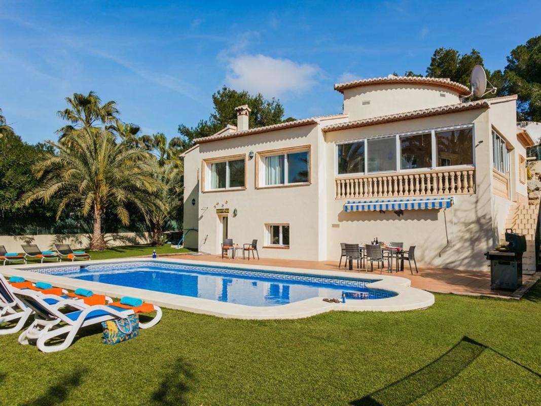 Продажа отдельного шале в  Casa o chalet en Urbanizacion Costa Nova Ambolo, La Granadella - Costa Nova, Jávea/Xàbia, Хавья/Хабия photo 2