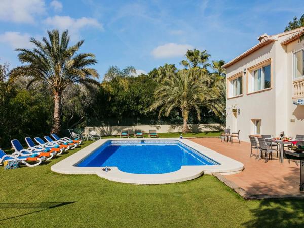 Chalet wolnostojący na sprzedaż w  Casa o chalet en Urbanizacion Costa Nova Ambolo, La Granadella - Costa Nova, Jávea/Xàbia, Jávea/Xàbia photo 4