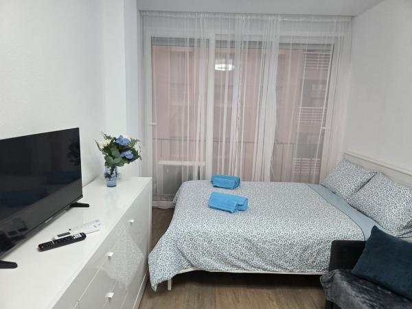 Studio for sale on Estudio en Calle la Loma, Avenida Habaneras - Curva de Palangre, Torrevieja, Torrevieja photo 4