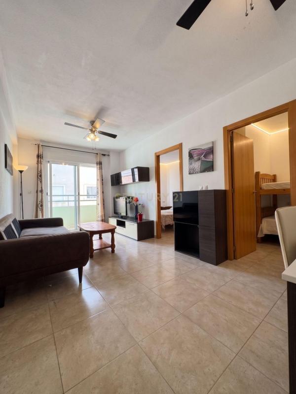 Venta de piso en Piso en Calle Fuensanta, 54, Antonio Machado, Torrevieja, Torrevieja
photo 2