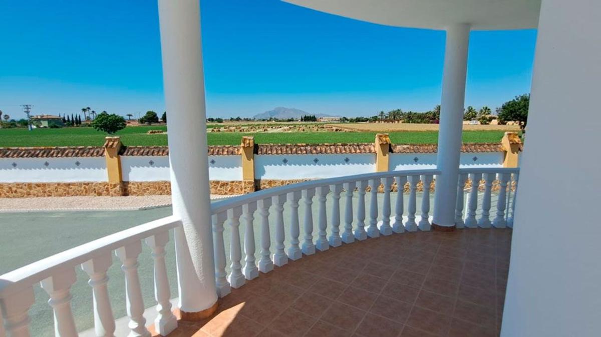 Propiedades en venta y alquiler en España photo 3