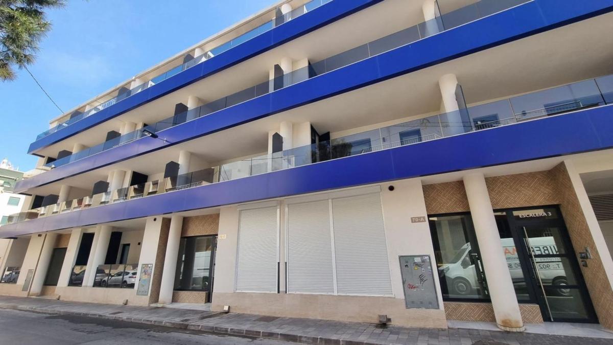 Venta de piso en Piso en Calle Ulpiano, Las Piscinas Naturales, Torrevieja, Torrevieja
photo 1