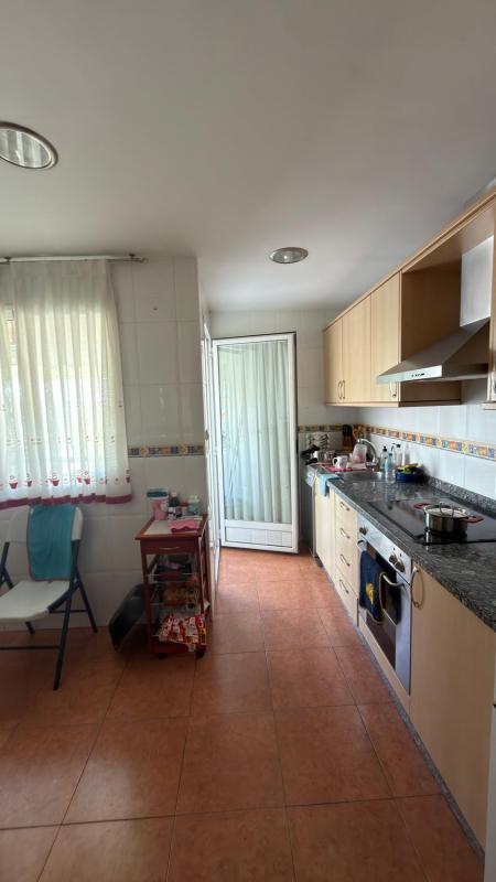 Продажа квартиры на Piso en Barri Zona Nord, Alcoy / Alcoi, Алкой
 photo 4