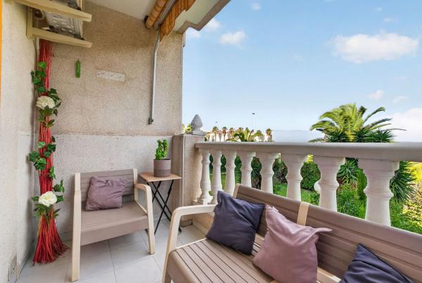Sale of flat in Piso en Corinto, 2, Torreblanca, Torrevieja, Torrevieja
thumbnail 2