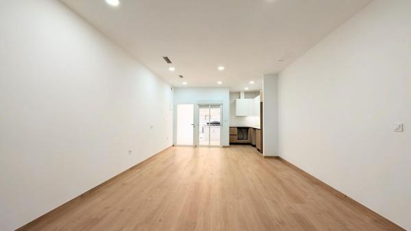Sale of flat in Piso en Reina Victoria-Miguel Hernández, Elche / Elx, Elche / Elx
thumbnail 3