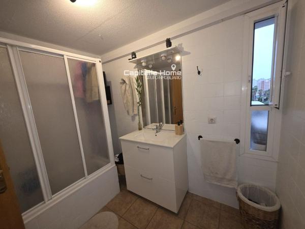 Продажа квартиры на Piso en Calle de Dénia, Playa de Poniente, Benidorm, Бенидорм
thumbnail 3