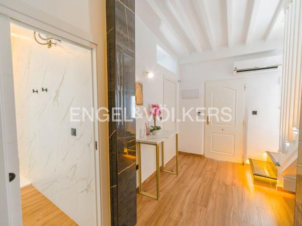 Chalet adosado en San Antonio, 7, Casco Histórico-Santa Cruz, Alicante / Alacant photo 3