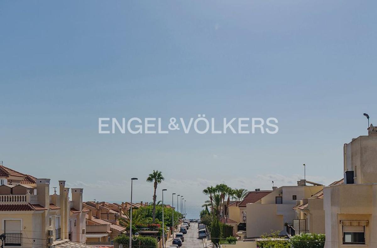 Venta de piso en Piso en Avenida D'Escandinàvia, 96, Panorama-Sierramar, Gran Alacant, Gran Alacant
 photo 3